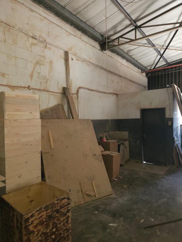 To Let commercial Property for Rent in Elsies River Industrial Western Cape